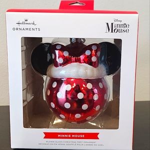 🎄🎅 NEW Minnie Mouse Santa Hat Glass Christmas Tree Ornament NWT Viral